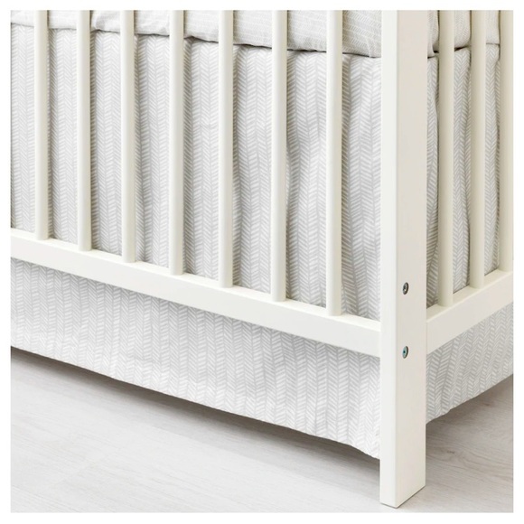 IKEA KLÄMMIG Crib Bed Sheets (Grey) - Picture 2 of 6